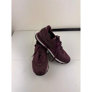 Brooks Running Company Womens Sneakers Shoes Purple Size 6‎ Medium